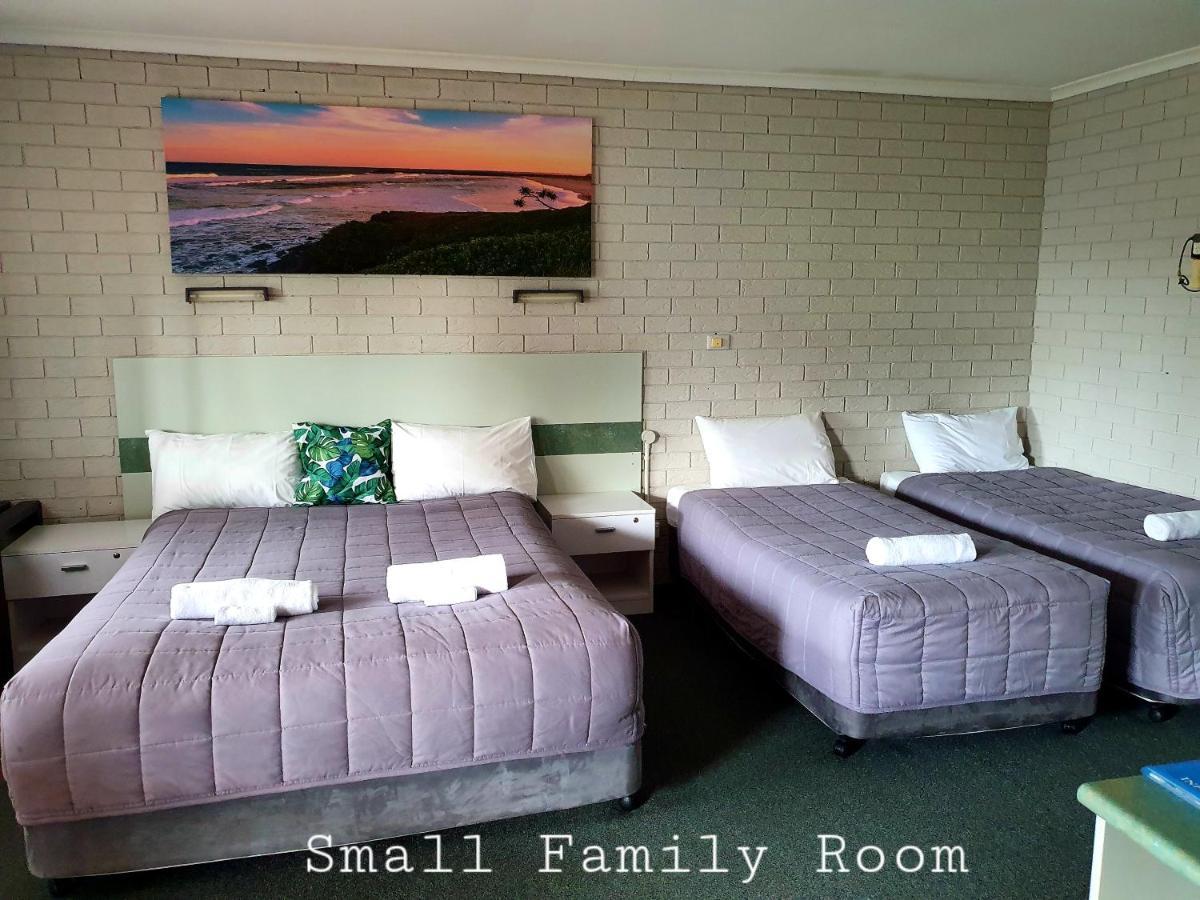 Lights 3* Tweed Heads